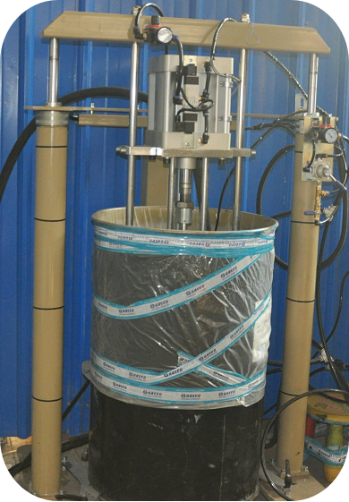 Изолируя стеклянный герметизируя робот