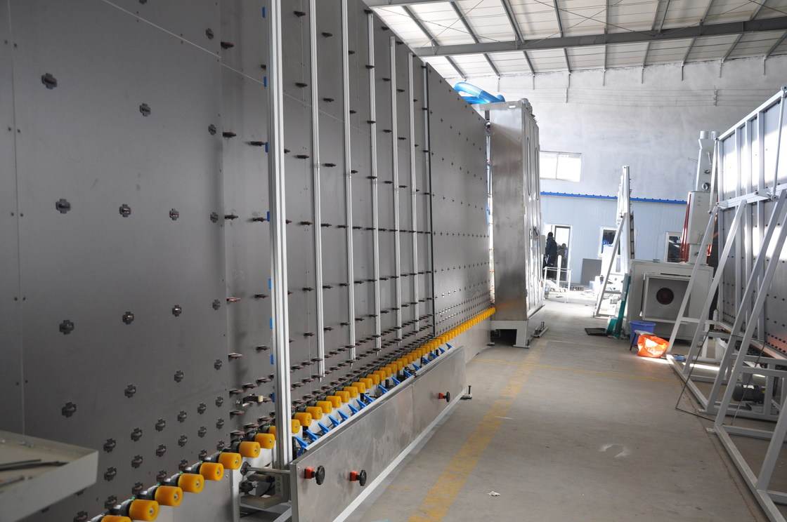 новая вертикальная изолируя стеклянная производственная линия 2020 для изолируя обработки стекла