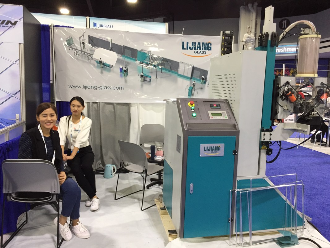 Машина завалки осушителя ЛДЖГЗ2020 может автоматически достигнуть действий сверля отверстий автоматически в рамке прокладки