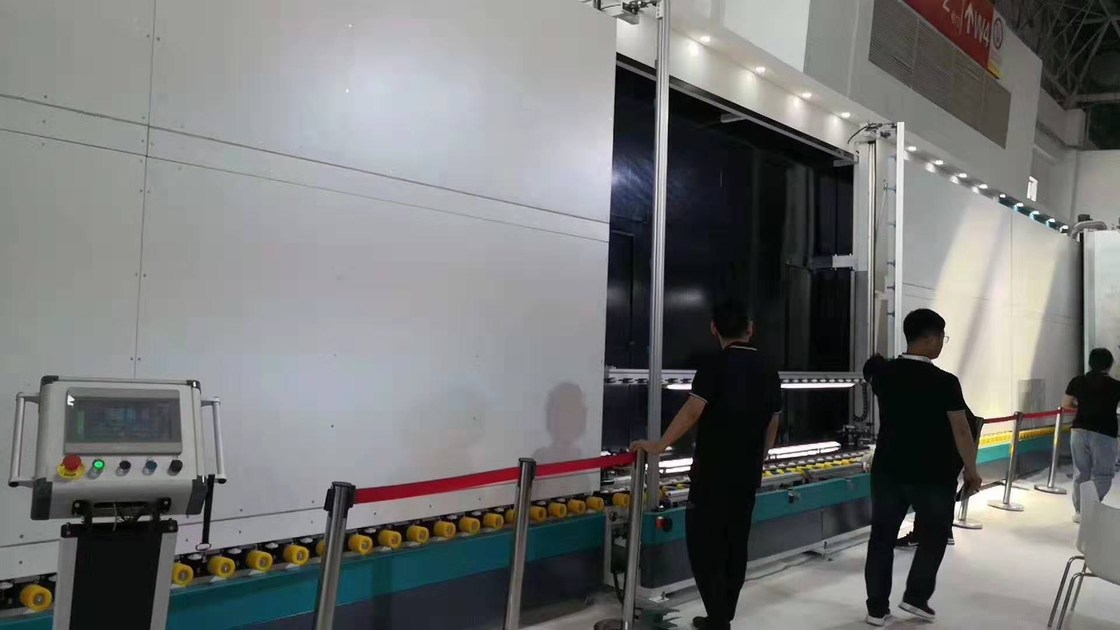 Вертикальная изолируя стеклянная производственная линия ЛДЖБЗ2535, может автоматически отрегулировать глубину клея, цифровой дисплей