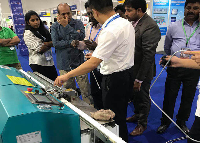 Автоматическая бутиловая машина штрангпресса используемая для покрывать рамку прокладки для герметизировать двойное стекло