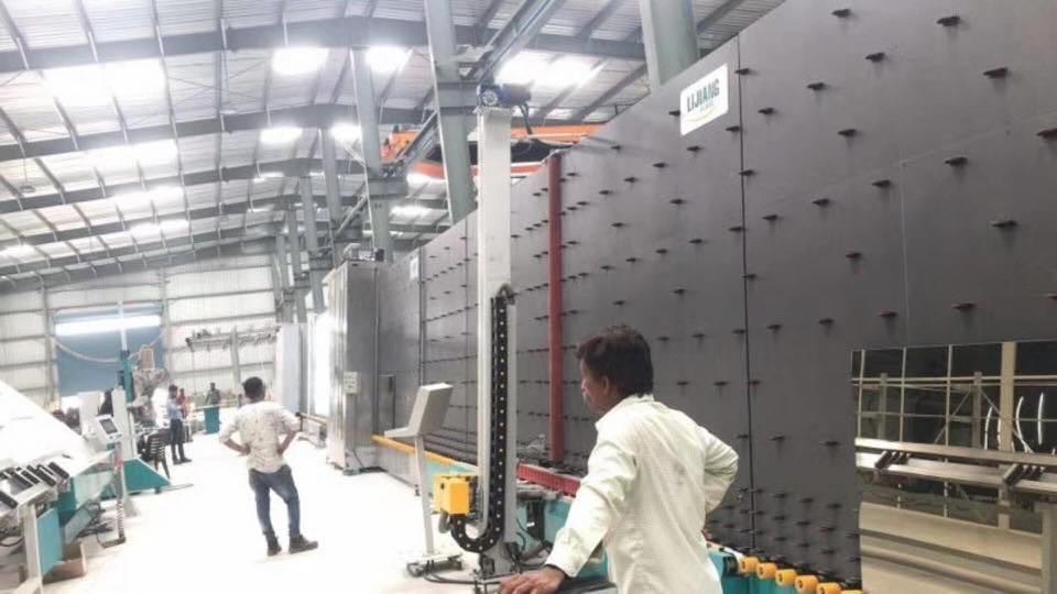 Машина вертикального стекла 29m/min низкого e кромкошлифовальная для уничтожения края фильма